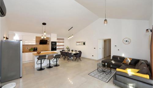 Four-Bedroom Vacation Home