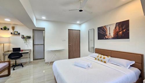 Two-Bedroom Apartment with Balcony