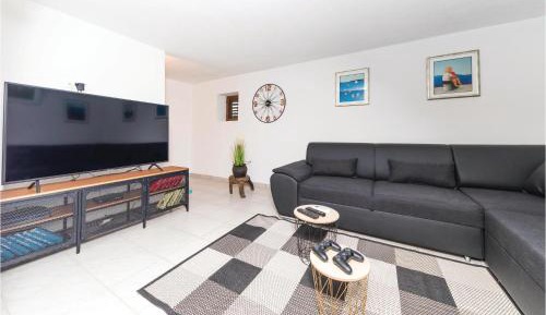 Two-Bedroom Holiday Home