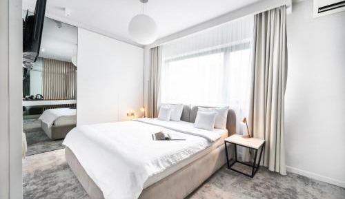Deluxe Family Suite with Spa Access