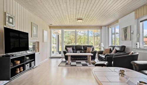 Four-Bedroom Holiday Home