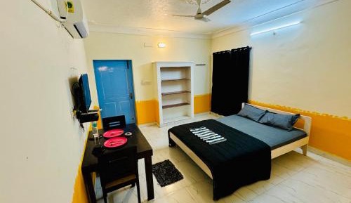 Double Room with Private Bathroom