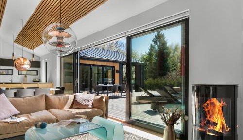 Five-Bedroom Holiday Home