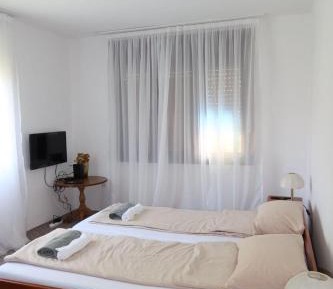 King Room with Garden View