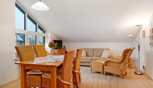 Superior One-Bedroom Apartment with Balcony