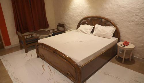 Economy Double or Twin Room