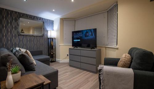 Deluxe Apartment