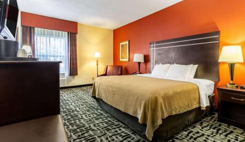 King Room - Non-Smoking