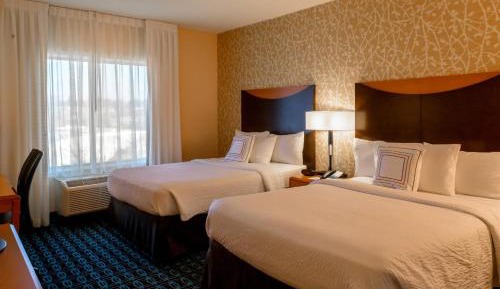 Double Room with Two Double Beds and Adapted Tub - Mobility and Hearing Accessible