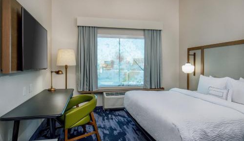 King Room - Hearing Accessible