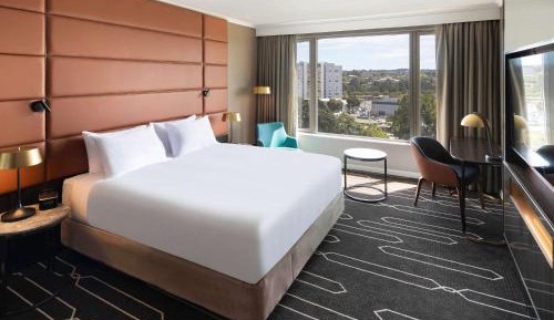 Superior King Room