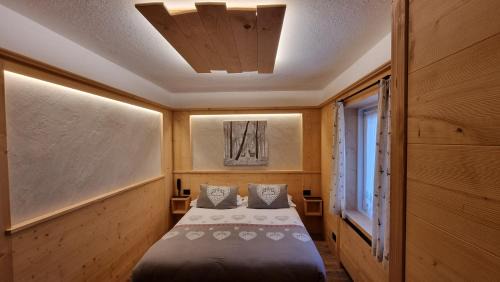 Double Room (1 Adult)