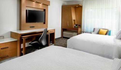 Larger Queen Room with Two Queen Beds