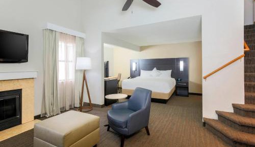 Two-Bedroom Suite