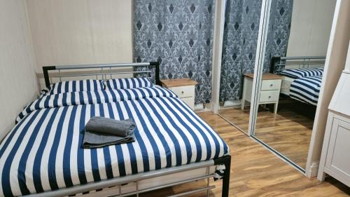 Economy Triple Room