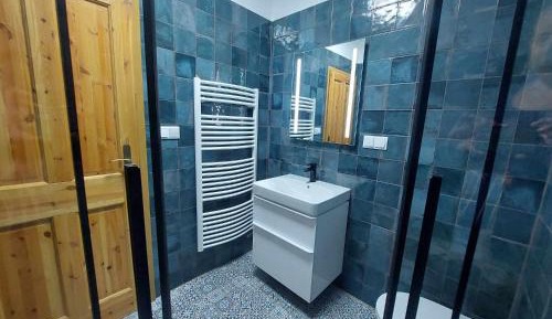 Triple Room with Private Bathroom