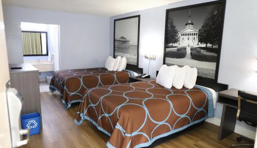 Double Room with Two Double Beds - Non-Smoking