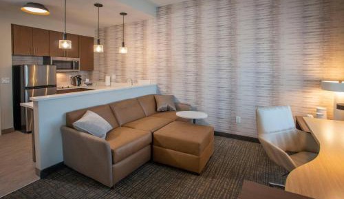 King Studio with Sofa Bed