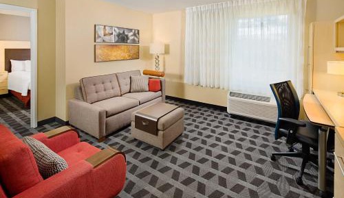 One-Bedroom Queen Suite with Sofa Bed