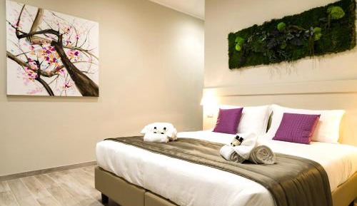 Superior Deluxe Double or Twin Room 