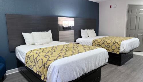 Deluxe Double Room with Two Double Beds - Non-Smoking