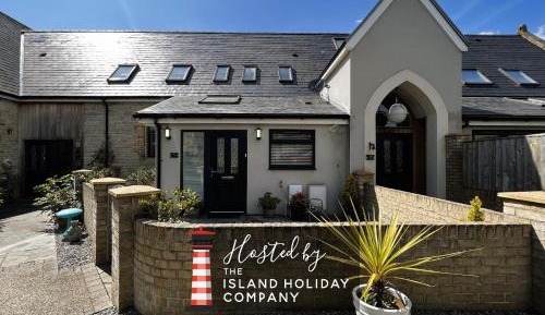 Four-Bedroom Vacation Home