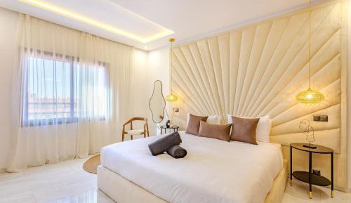 Three-Bedroom Premium Apartment with Balcony