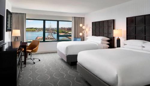 Queen Room with Two Queen Beds with Water View
