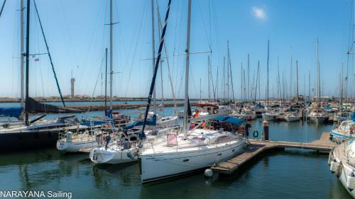 Deluxe Double Room with Side Sea View