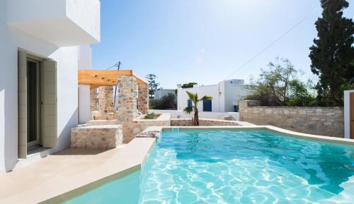 Two-Bedroom Residence with Independent Pool