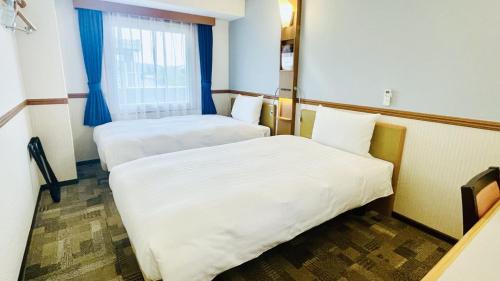 Twin Room - Non-Smoking