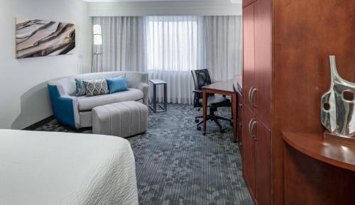 King Room with Sofa Bed