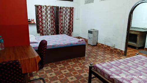 Classic Quadruple Room