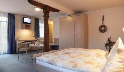 Triple Room with Balcony