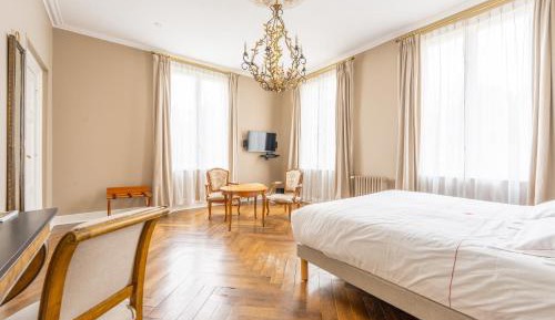 Deluxe Double or Twin Room with Garden View