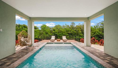 Three-Bedroom Holiday Home 