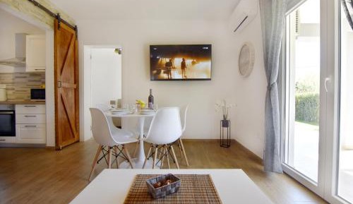 Two-Bedroom Apartment with Terrace