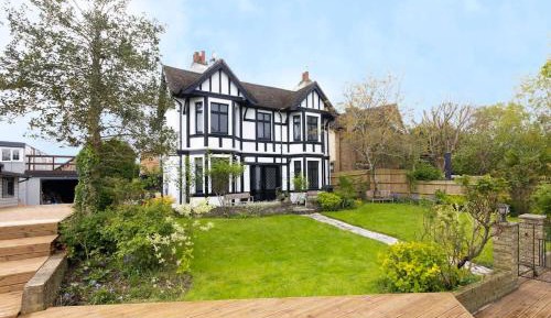 Eight-Bedroom House