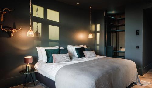 Deluxe Junior Suite