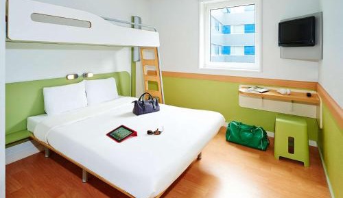 ROOM - 1 double bed + 1 bunk bed