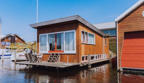 Three-Bedroom Vacation Home 