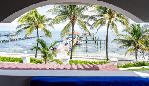 2 Bedroom Oceanfront Apartment 12B- Upper Story