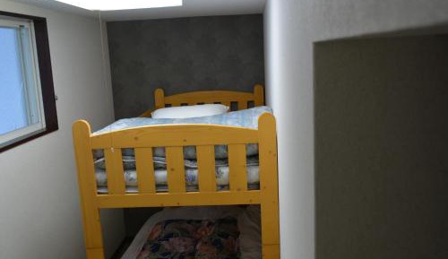 Twin Room with Shared Bathroom