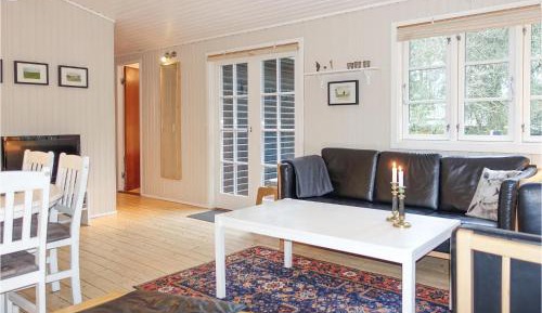 Three-Bedroom Vacation Home 