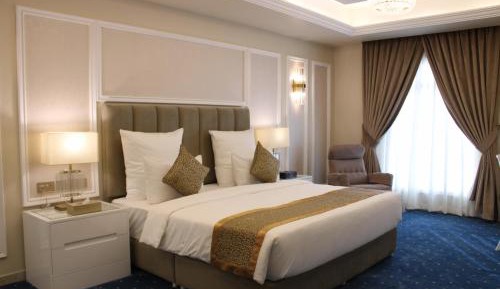 Queen Room