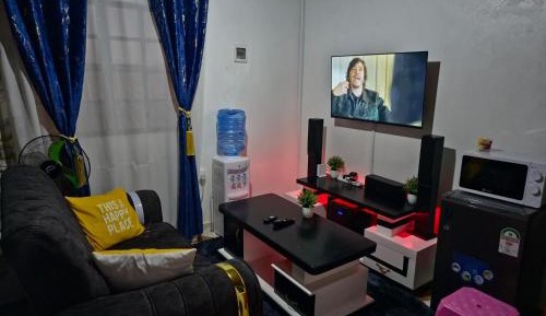 Deluxe Studio