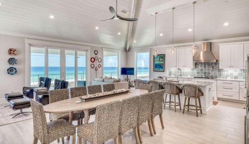 Four-Bedroom Holiday Home