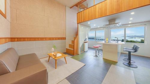 Studio 2