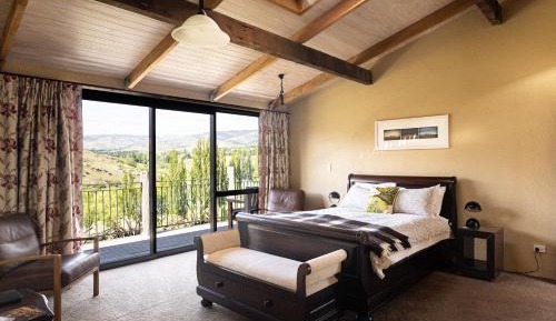Deluxe Queen Room - Bellbird