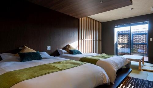 Japanese-Style Room